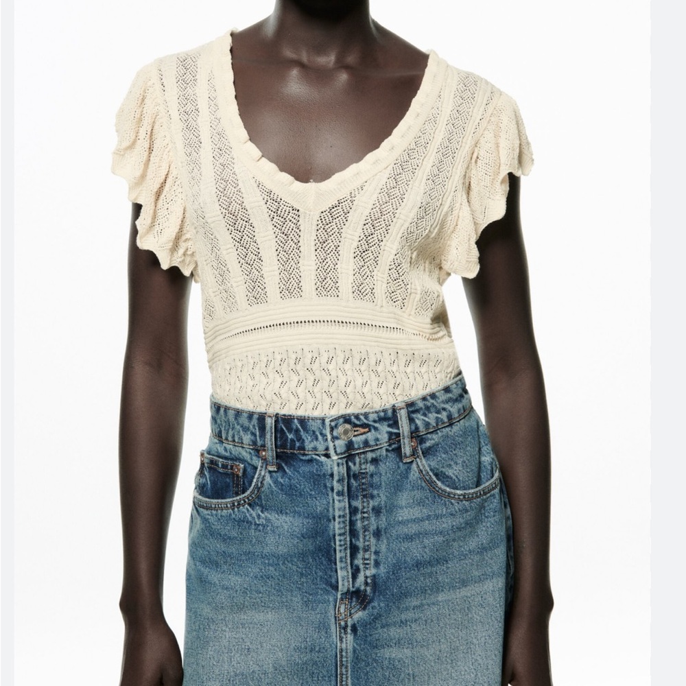 Zara Cream Knit Lace-Detail Short Sleeve Top